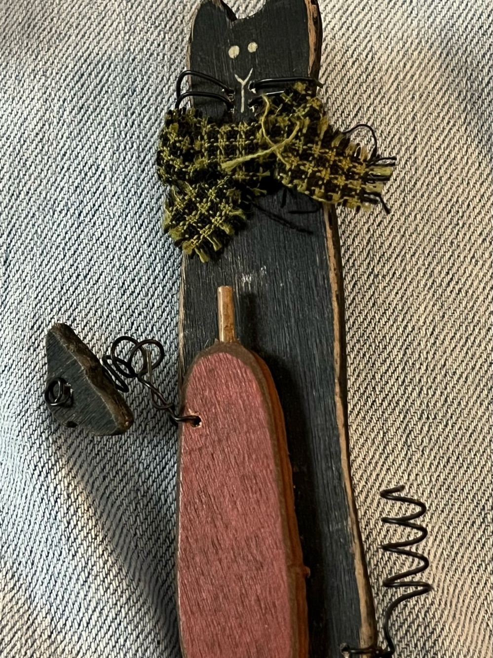 Festive Handcrafted wooden Cat pin with a Bat and a Pumpkin! Primitive Style